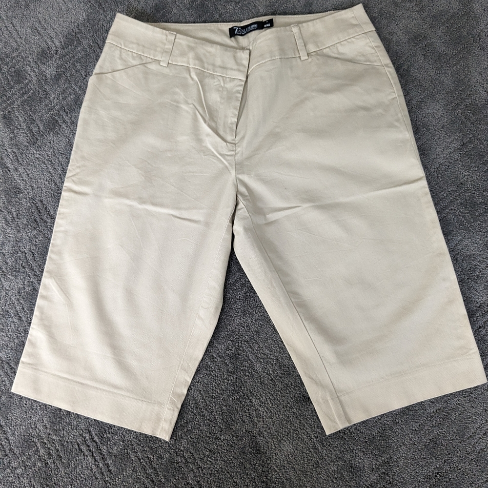 7th Avenue trouser shorts. Size 4.